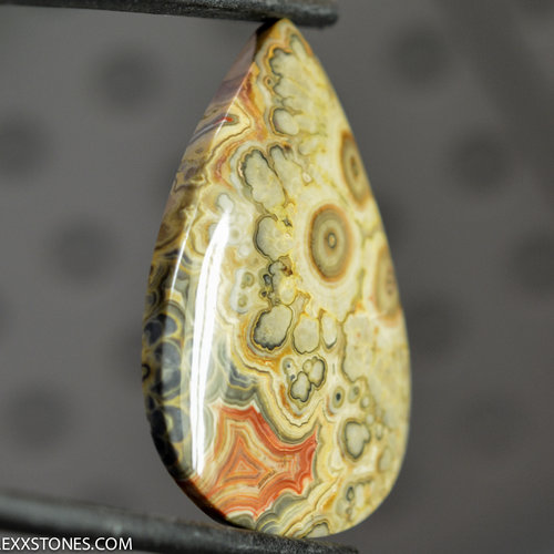 Flowering Tube Onyx Lexx Stones