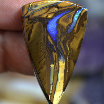 BOULDER OPAL - Koroit, Queensland, Australia