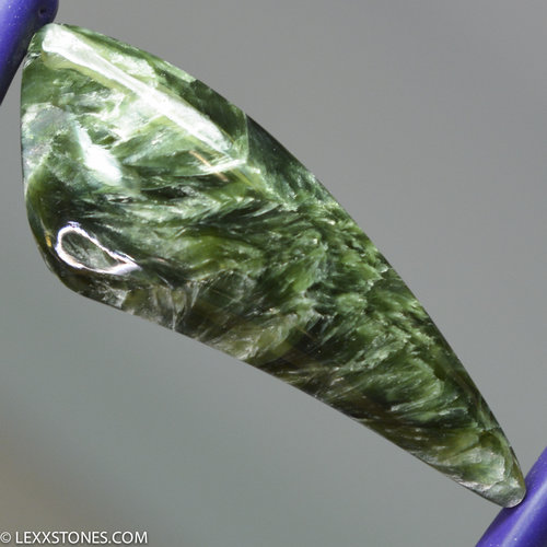 Chatoyant Russian Seraphinite Gemstone Cabochon Hand Crafted by LEXX STONES 47 Carats