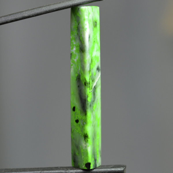 Rare Pre-Embargo Burmese Maw Sit Sit Gemstone Cabochon Hand Crafted by LEXX STONES 23 Carats