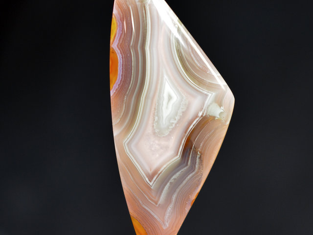 Agua Nueva Agate Lexx Stones